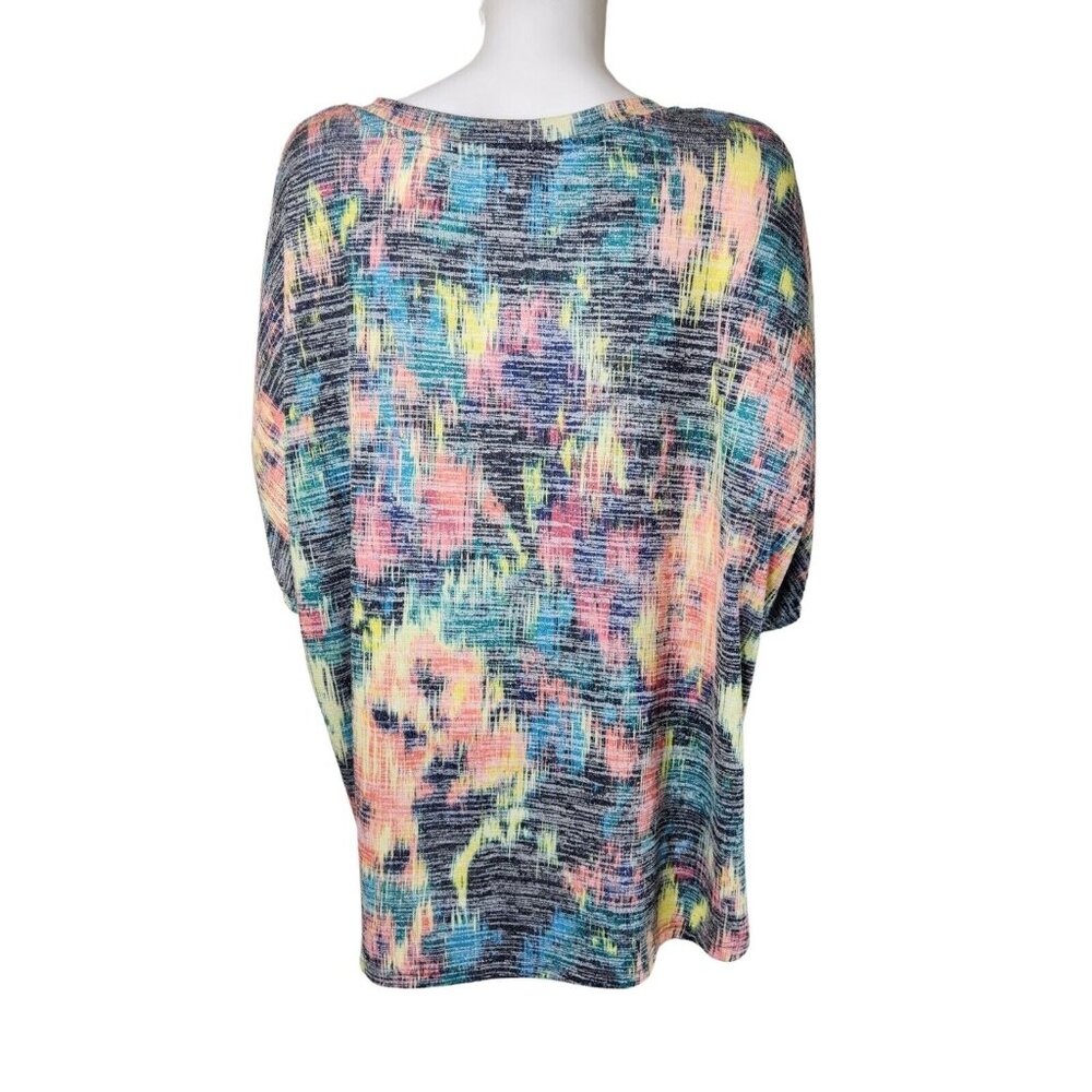 Westbound Women's Multi Color Short Sleeve Blouse Top Plus Blur Ikat Size 1X - Picture 2 of 11
